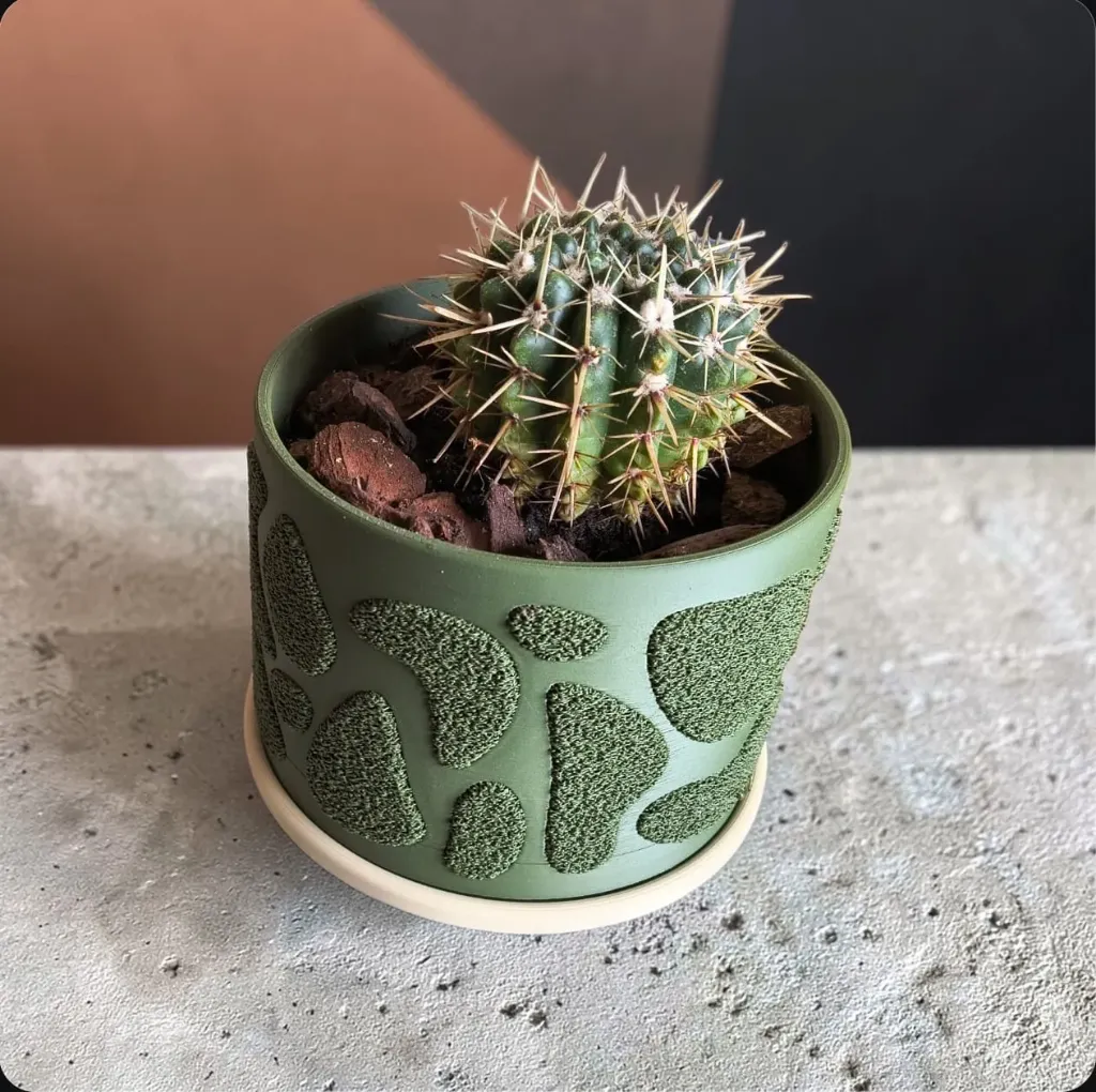 Harsio TerraPebble Planter (3.5 Inch, Small, Black)