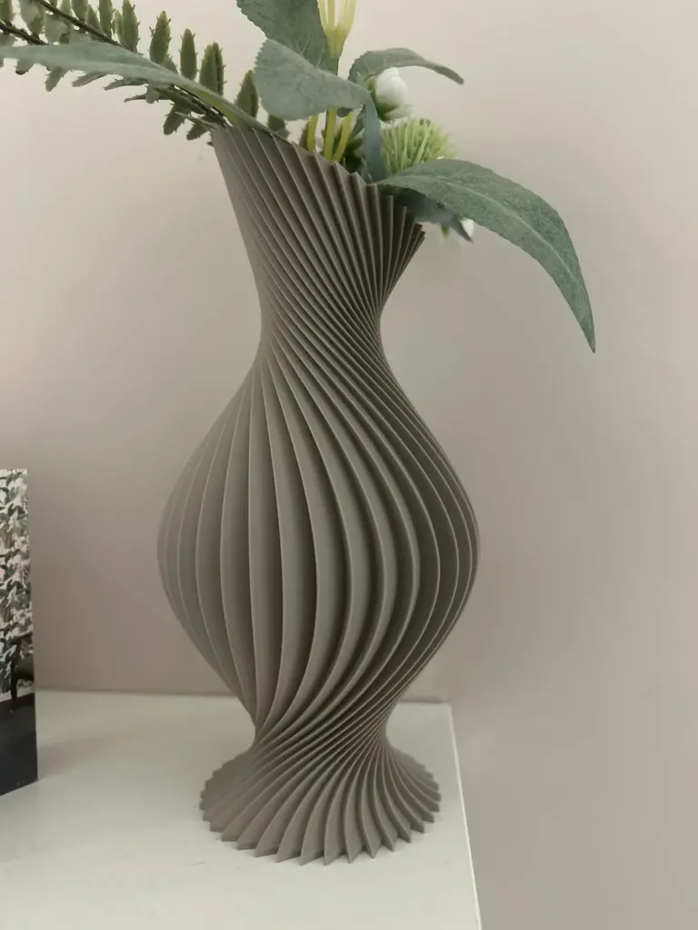 Harsio Modern Vases V1 (9.5 Inch, Black)
